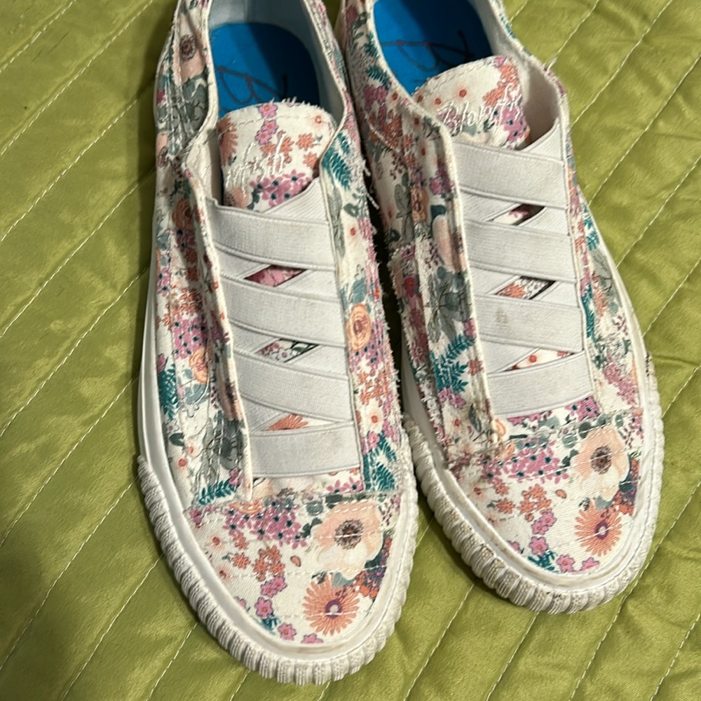 Blowfish slip on sneakers - Picture 3 of 8